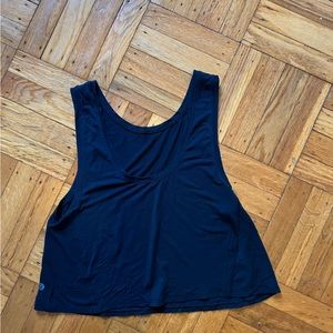 Lululemon black cropped tank